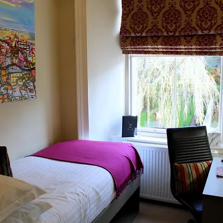 24 Royal Terrace 4* Edimburgo