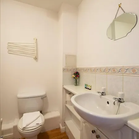 Guestready - A Pleasant Near Leith *