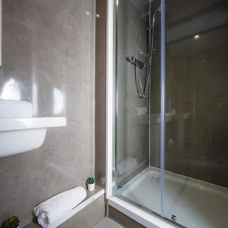 Comfortable, Spacious Retreat, By The Meadows! Appartement *