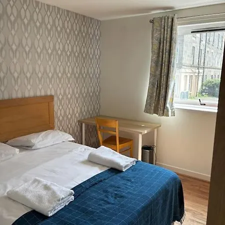 Quiet For Upto 4 People