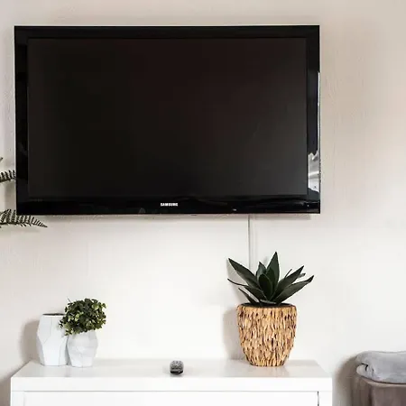 Guestready - Modern 2br On The Royal Mile!