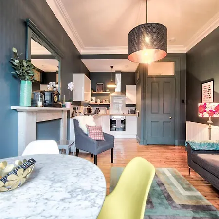 Lägenhet Guestready - Stylish 2br In Heart Of Tollcross
