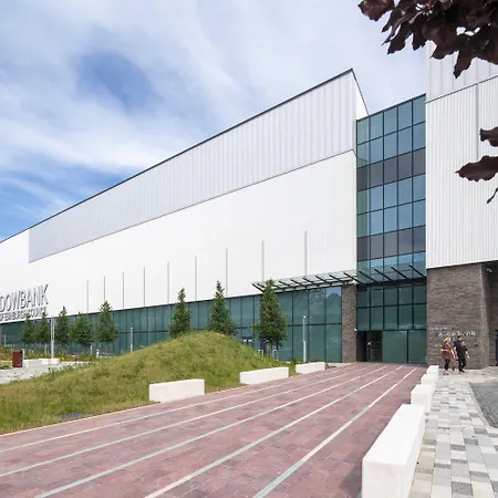 Spacious Centre Flat Free Parking& Superfast Wifi *