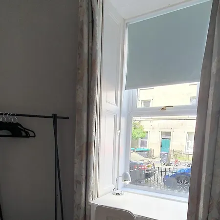 Beautiful Ground Floor Flat Near Haymarket