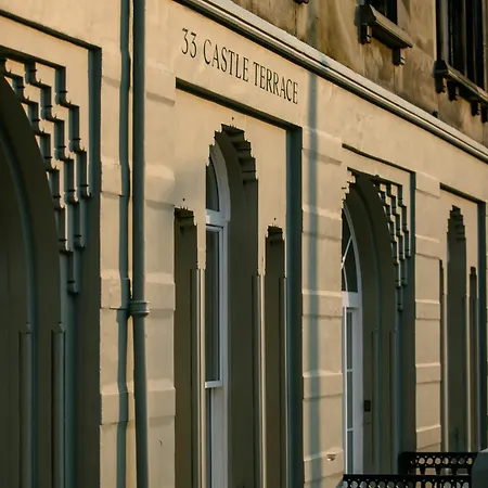 33 Castle Terrace アパートホテル エディンバラ