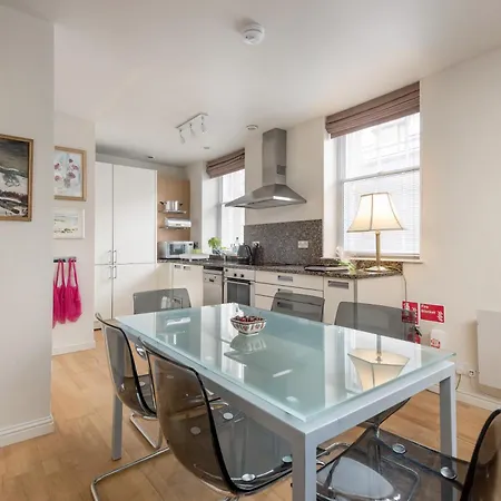 Causewayside - The Address Apartman