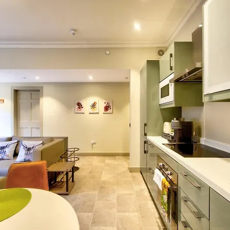 Guestready - Manor Place Basement شقة *