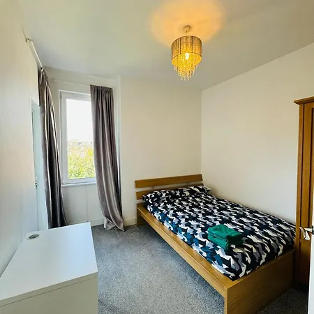 The Urban Retreat Apartment *