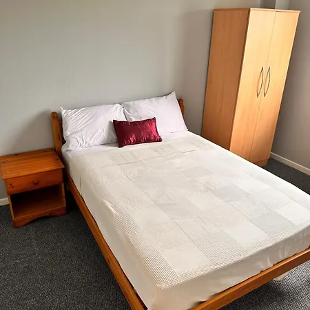 Double Close To Airport And Heriot Watt *