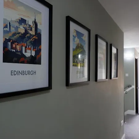 Corstorphine Apartment