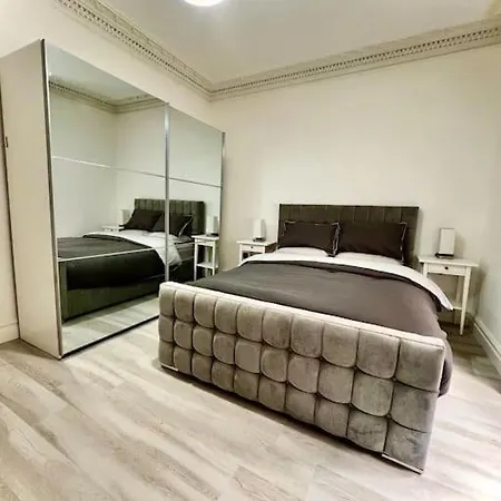 Apartamento Contemporary Flat In Prime Centre Edimburgo