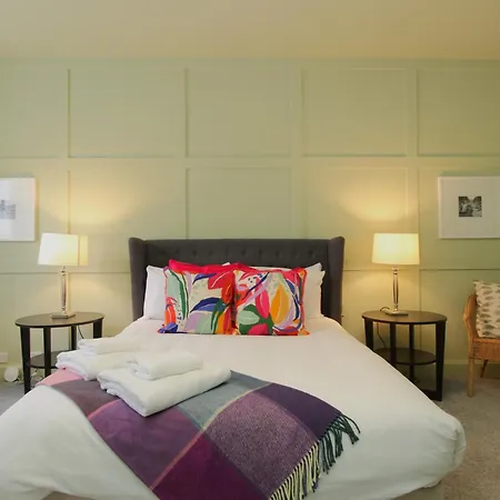 Centre New Town 2 Bedroom Flat إدنبرة