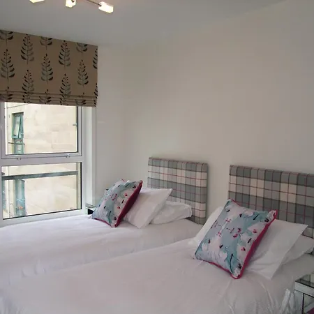 Holyrood Road Park - 379 Apartment Edinburgh