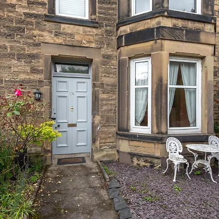 Tatil Evi Beautiful Victorian Townhouse With Private Garden, Close To The Beach Edinburgh