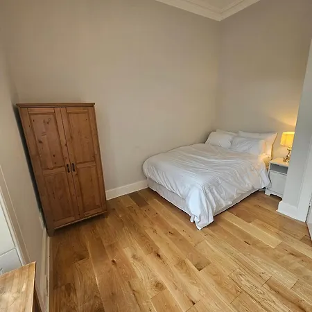 Delightful 4-bedroom City *