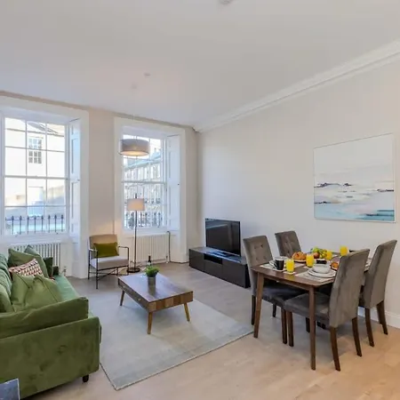 Dragon - Centre 2 Bed *