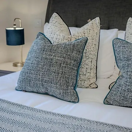 Dragon - Centre 2 Bed *