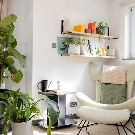 Joivy Fabulous With Bay View Terrace Апартаменты *