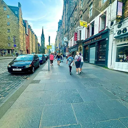 Cozy Escape * Edinburgh