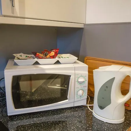 Апартаменты Stylish - Near Haymarket, Walk To Castle And Princes Street