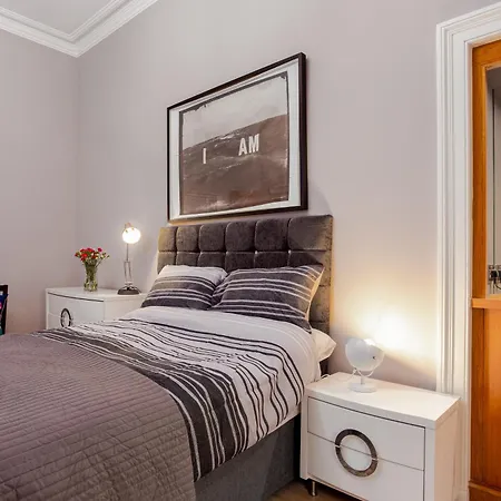 Spacious 2 Bedroom House Near The Meadows * Édimbourg