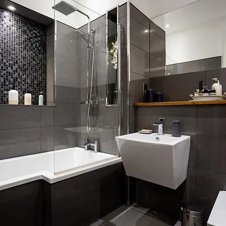 Spacious 2 Bedroom House Near The Meadows * 爱丁堡