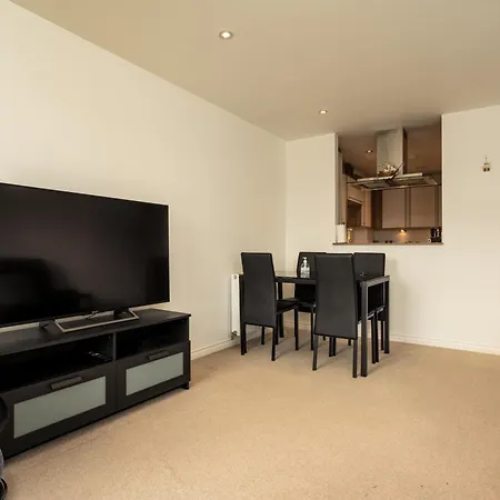 Comfy 2 Bedroom Near Centre Tatil Evi Edinburgh