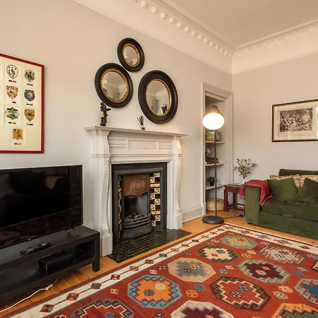 Gorgeous 4 Bed Right Beside The Meadows Edinburgh