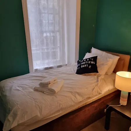 Homely 3 Bedroom In The Heart Of شقة إدنبرة