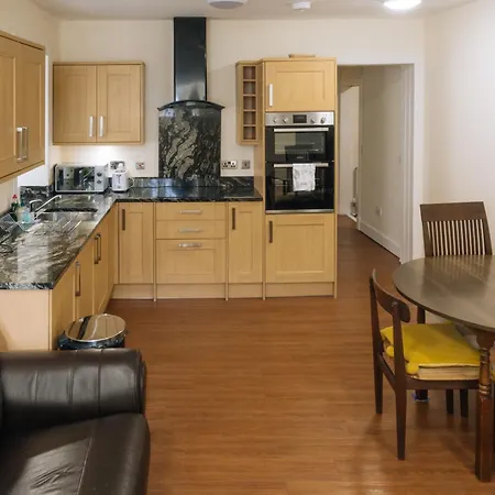 Homely 3 Bedroom In The Heart Of Edimburgo