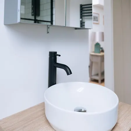 & Modern 2bd Flat - Edimburgo