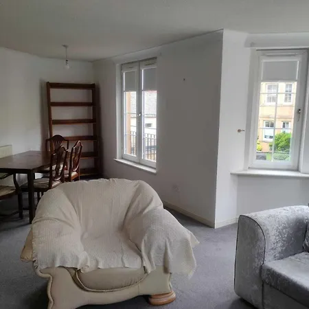 아파트 Snug & Serene 2bd Flat - Roseburn *