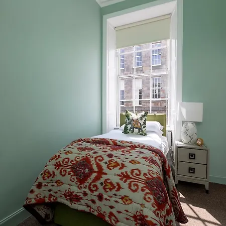The Broughton Townhouse 4*