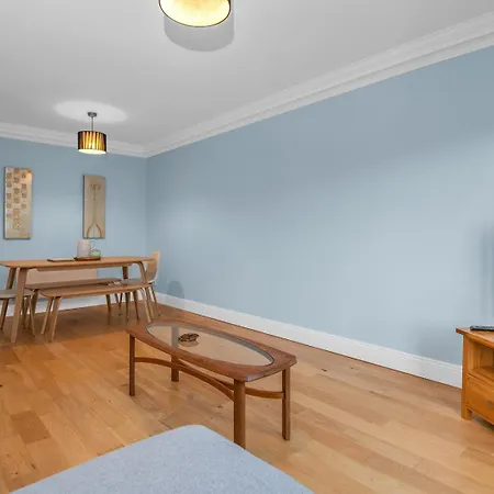 Guestready - Light & Airy In New Town * Edynburg