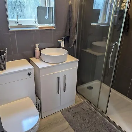 Tranquil 3-bedroom In Ferienhaus *