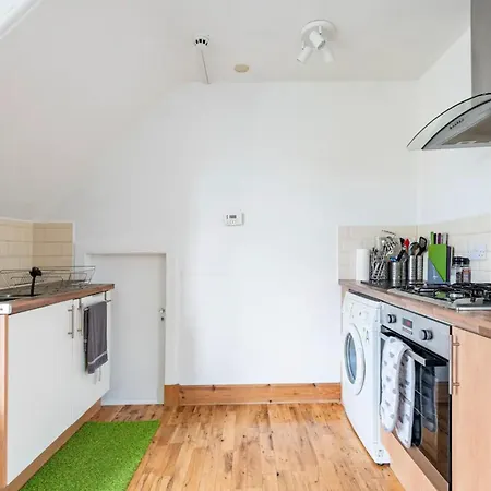 Lady Road Apartment Edinburgh