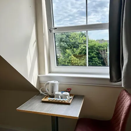 Full House Pensjonat 3*