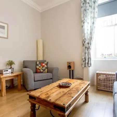 Apartment Cosy In Historic Centre Edinburgh