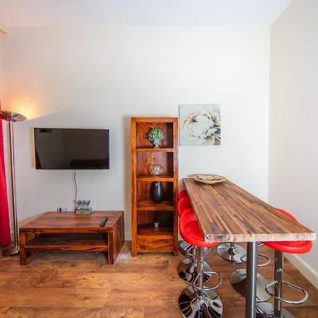 Colourful Near Carlton Hill Apartmán