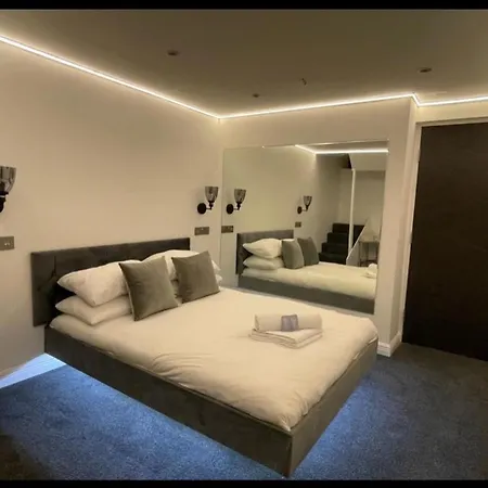 2bedroom & Steam Room! Lägenhet