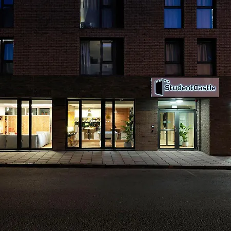 Joivy Comfy Closeby Fringe Venues - Adults Only Apartamento