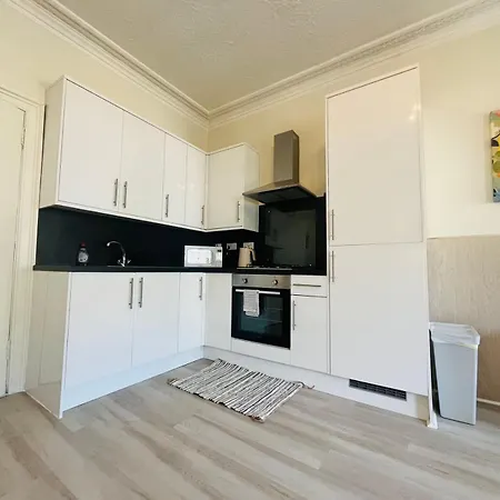 One Bedroom Behind Castle On The 3rd Floor Apartamento *