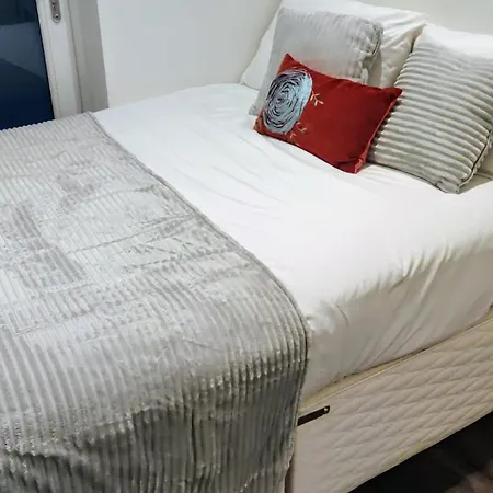 Warm Center * Edinburgh