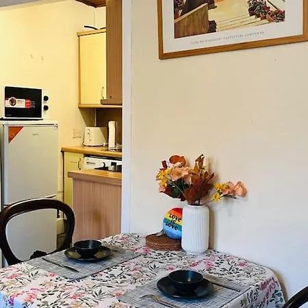 Cozy In Central Edinburgh