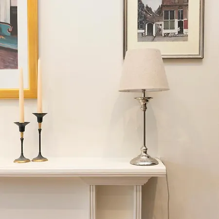 Elegant Stockbridge 2-bedroom - Ground Floor Edinburgh