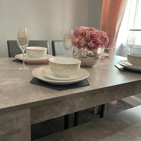 Two Bedroom Apartment-central Edinburgh-old Town-licensed エディンバラ