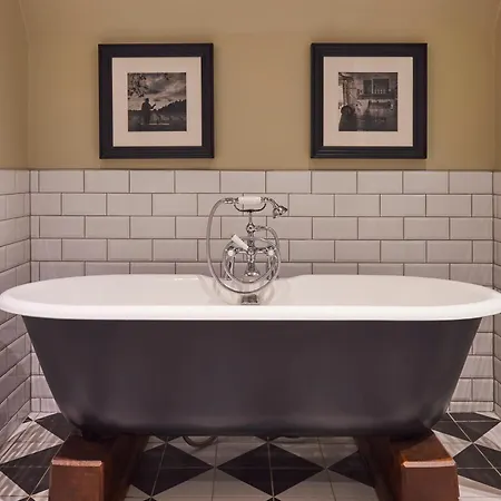 Du Vin Hotel