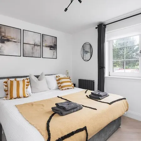 Modern 2 Bed Daire Edinburgh
