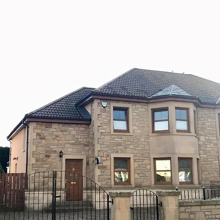 بيت للعطل Large Modern Family In Murrayfield - Very Close To Centre - 10 Mins By Direct Bus - Private Driveway & Garden *