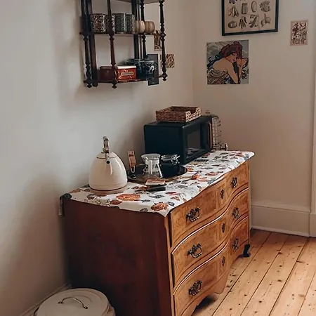 Bed & Breakfast House Of Many Ways